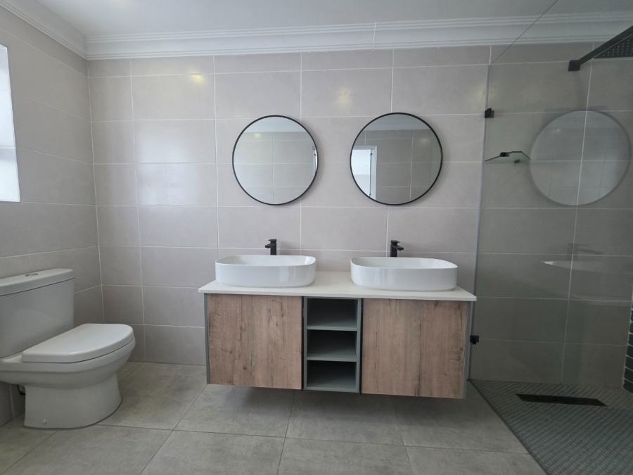 3 Bedroom Property for Sale in Dana Bay Western Cape